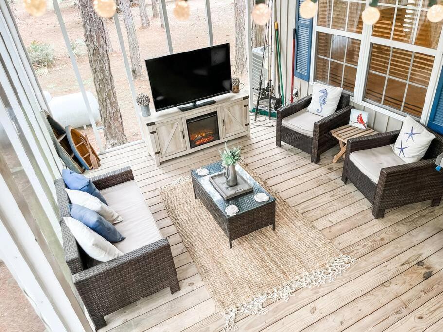 Pet Friendly Tranquil Cottage With Fire-Pit And Seasonal Hot Tub Sept-March Minutes To Beaches Dauphin Island Exterior photo