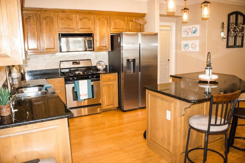 Pet Friendly Tranquil Cottage With Fire-Pit And Seasonal Hot Tub Sept-March Minutes To Beaches Dauphin Island Exterior photo